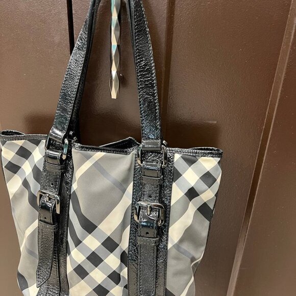 Burberry Beat Shoulder bag - Picture 4 of 8